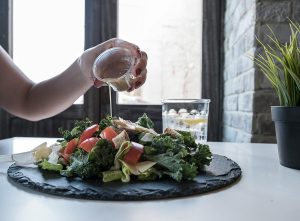 Jak schudnąć 10 kg w 2 tygodnie? Realistyczne podejście do diety